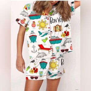 Sheshow BonVoyage Silk  2 piece set Satin short Pajama
Set For Women size large